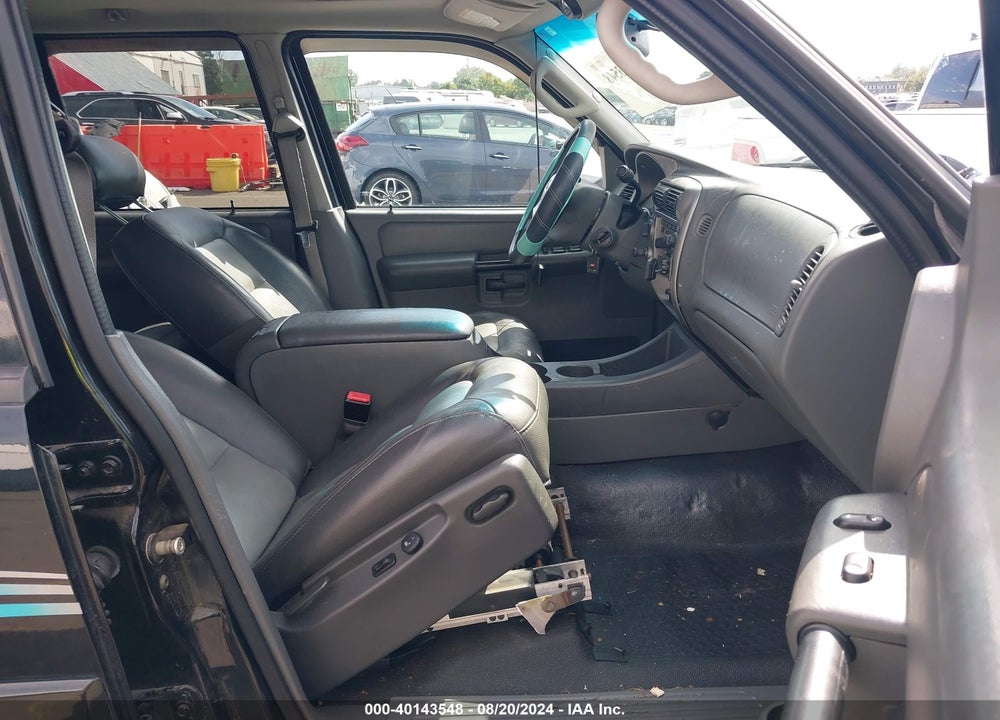2005 FORD EXPLORER SPORT TRAC ADRENALIN/XLS/XLT VIN: 1FMZU77K35UA79266
