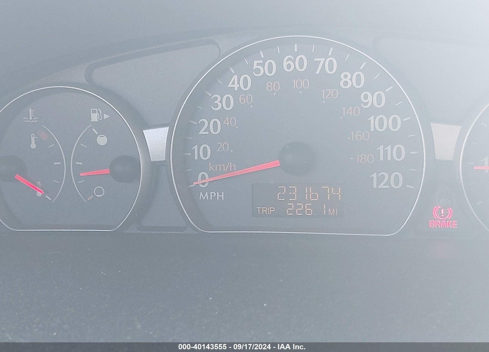 2004 SATURN ION 2 VIN: 1G8AN12F44Z218922