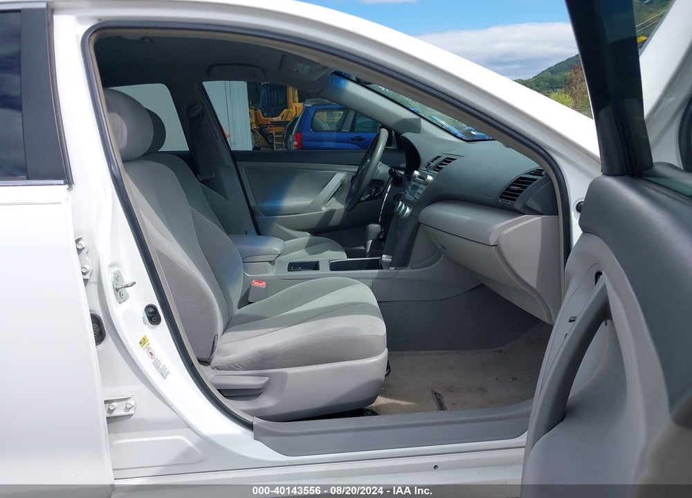 2007 TOYOTA CAMRY LE VIN: 4T1BE46K77U559148