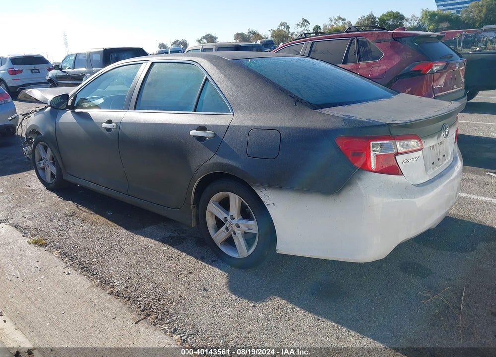 2014 TOYOTA CAMRY SE VIN: 4T1BF1FK0EU442875