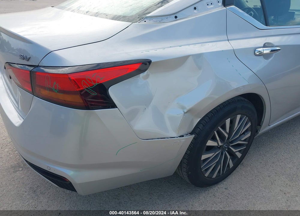 2023 NISSAN ALTIMA SV FWD VIN: 1N4BL4DV4PN386440
