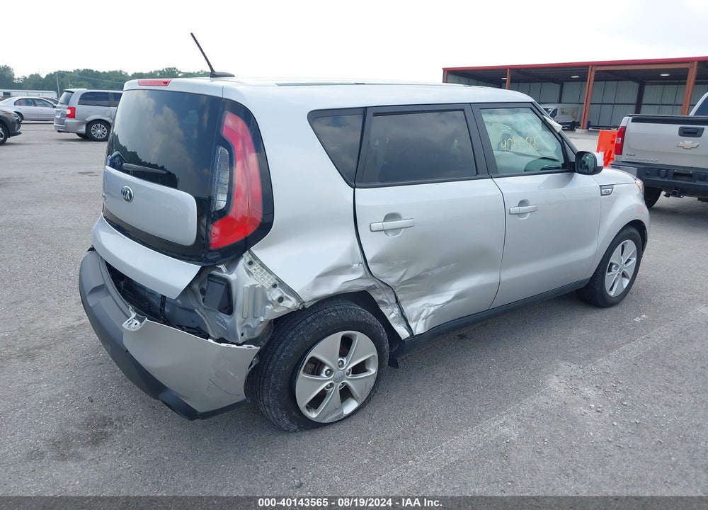 2015 KIA SOUL VIN: KNDJN2A20F7816935