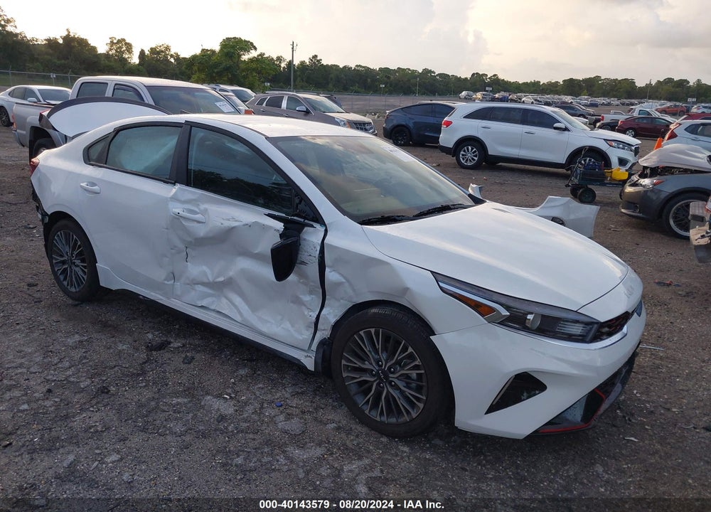 2024 KIA FORTE GT LINE VIN: 3KPF54AD8RE775817