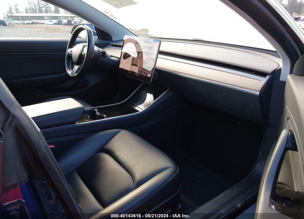 2018 TESLA MODEL 3 LONG RANGE/PERFORMANCE VIN: 5YJ3E1EB0JF105221