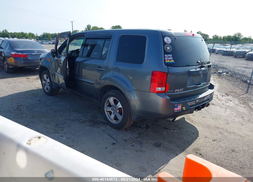 2012 HONDA PILOT VIN: 5FNYF4H56CB081035