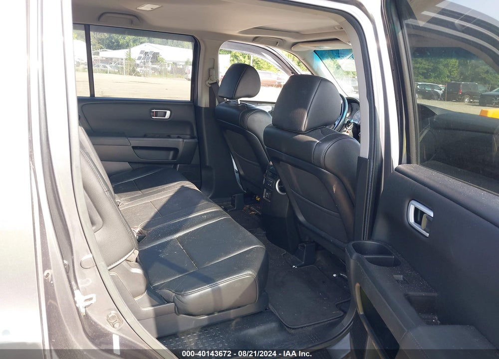2012 HONDA PILOT VIN: 5FNYF4H56CB081035