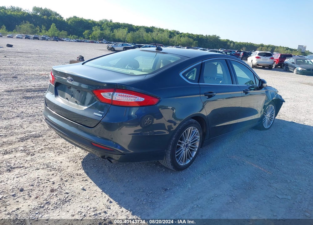 2015 FORD FUSION SE VIN: 3FA6P0HD9FR243110