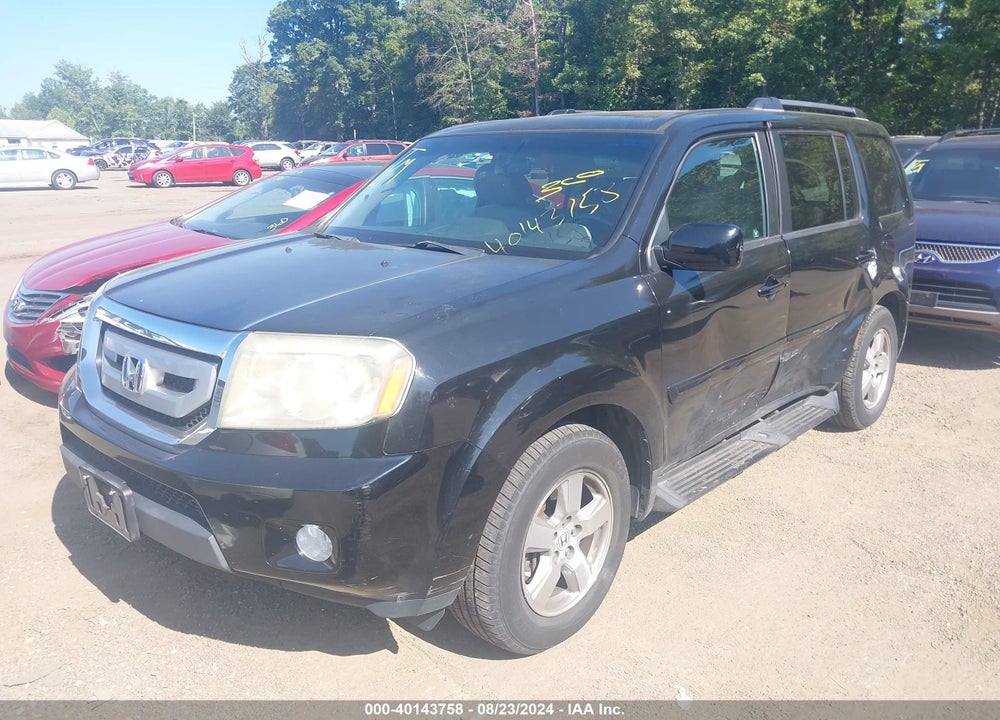 2011 HONDA PILOT EX-L VIN: 5FNYF4H78BB018972