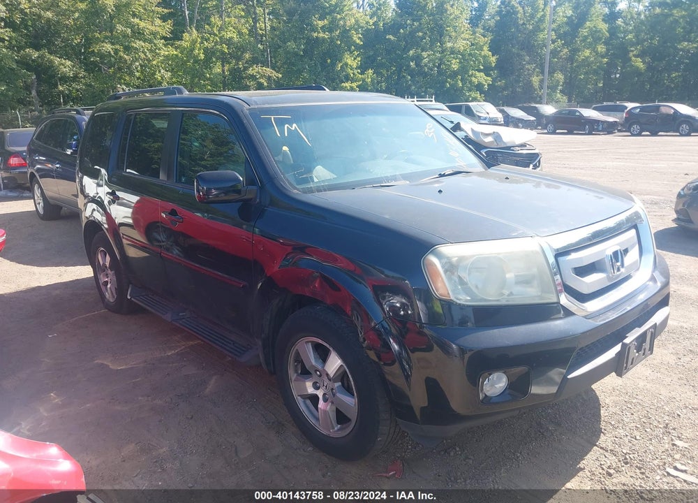 2011 HONDA PILOT EX-L VIN: 5FNYF4H78BB018972