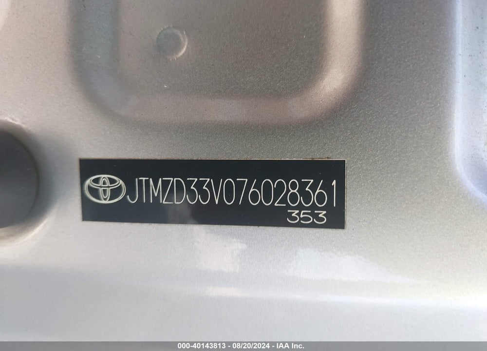 2007 TOYOTA RAV4 VIN: JTMZD33V076028361