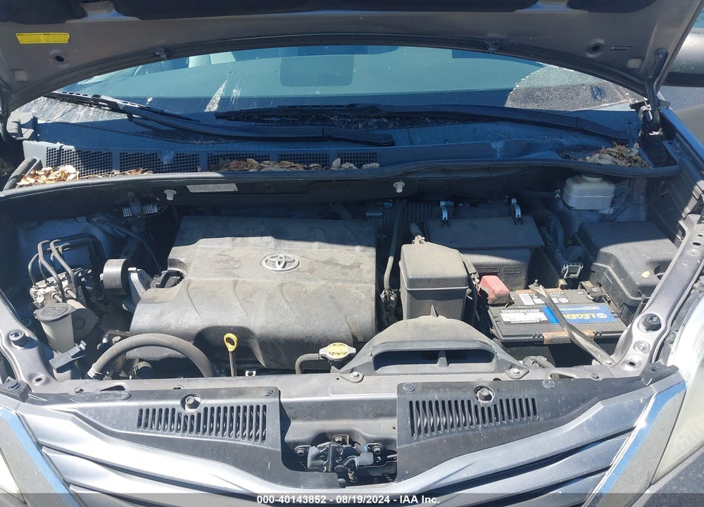 2011 TOYOTA SIENNA LE V6 VIN: 5TDKK3DC5BS084132