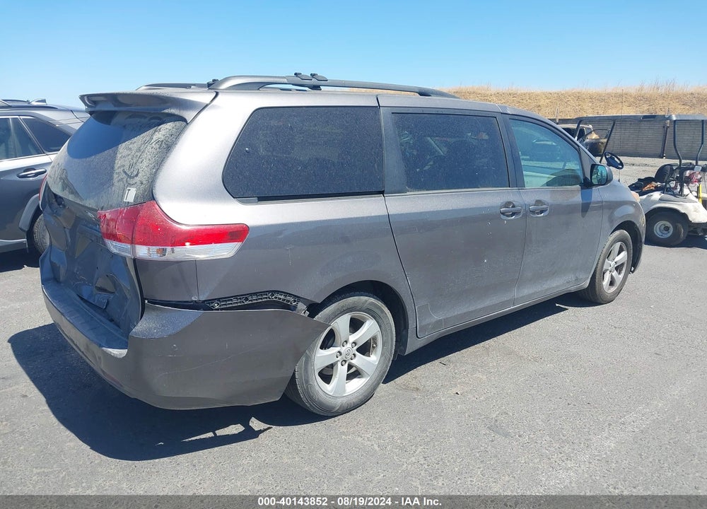 2011 TOYOTA SIENNA LE V6 VIN: 5TDKK3DC5BS084132