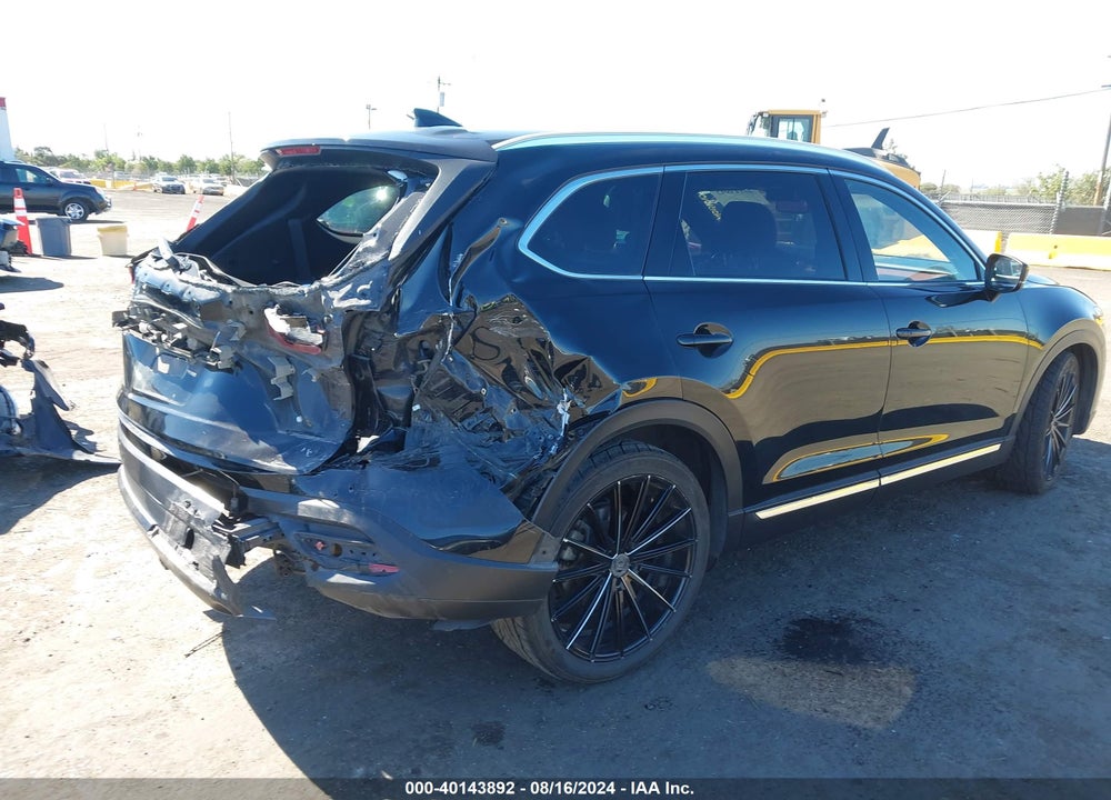 2017 MAZDA CX-9 SIGNATURE VIN: JM3TCBEY7H0131010