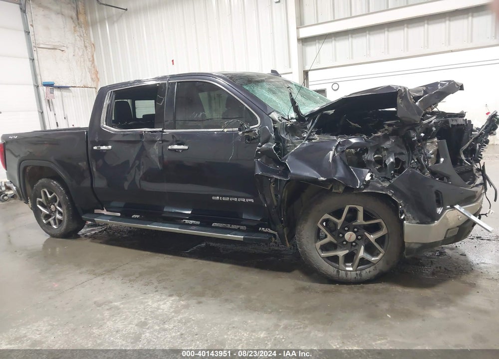 2022 GMC SIERRA 1500 4WD SHORT BOX SLT VIN: 3GTUUDED1NG657482
