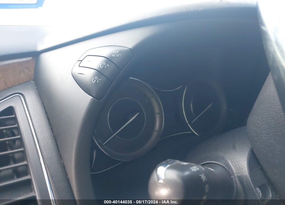 2012 INFINITI QX56 VIN: JN8AZ2NF1C9516102