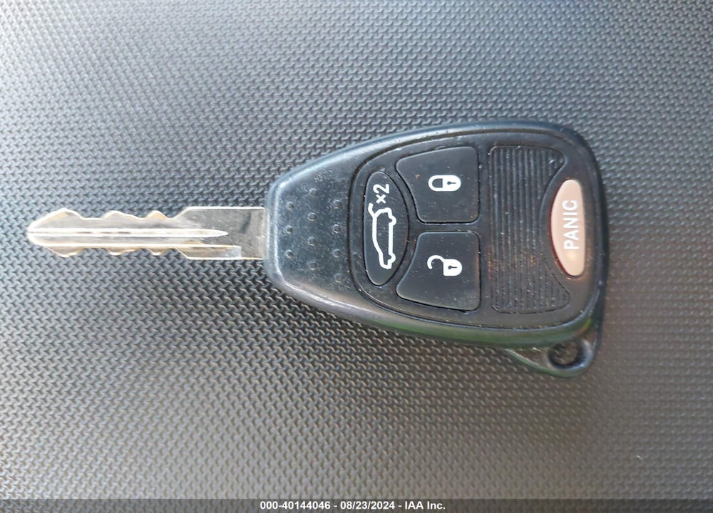 2010 CHRYSLER SEBRING TOURING VIN: 1C3CC4FB2AN173483