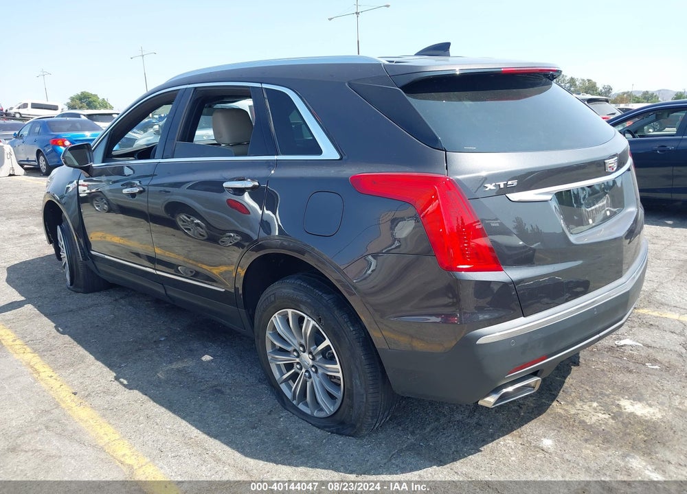 2017 CADILLAC XT5 STANDARD VIN: 1GYKNARS1HZ260767