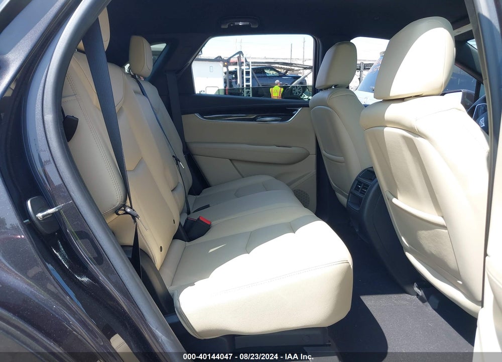 2017 CADILLAC XT5 STANDARD VIN: 1GYKNARS1HZ260767