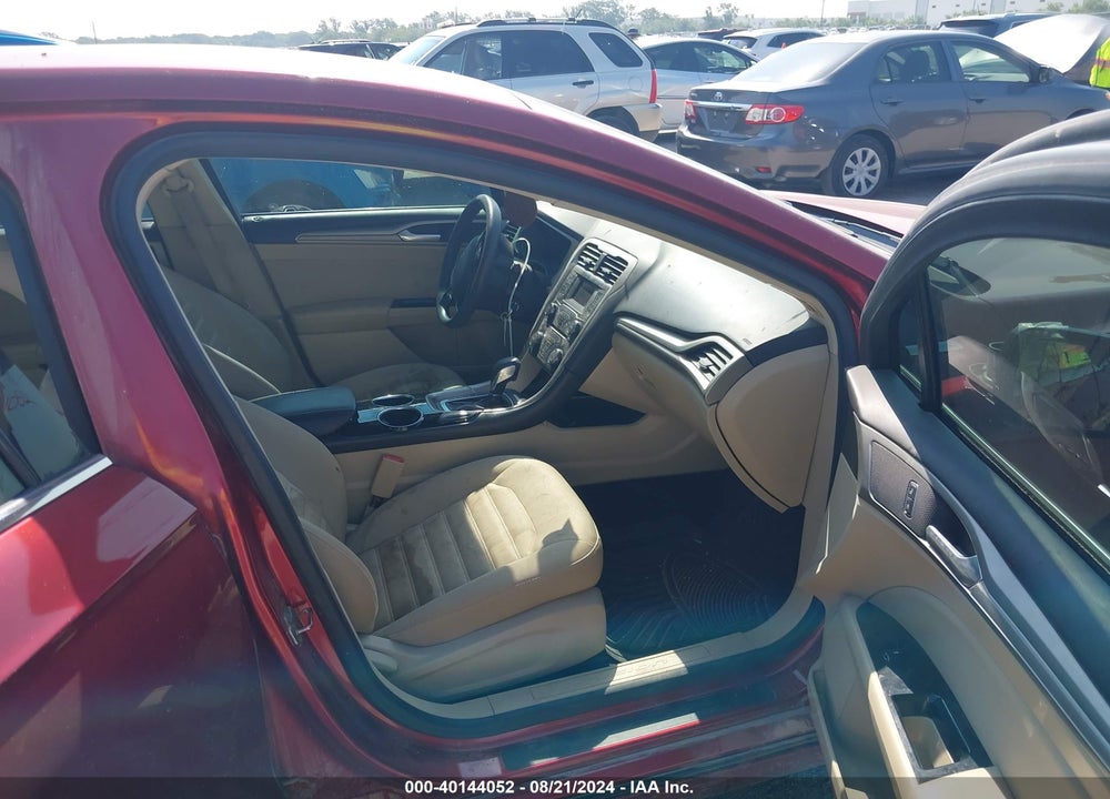 2013 FORD FUSION SE VIN: 3FA6P0H74DR273090