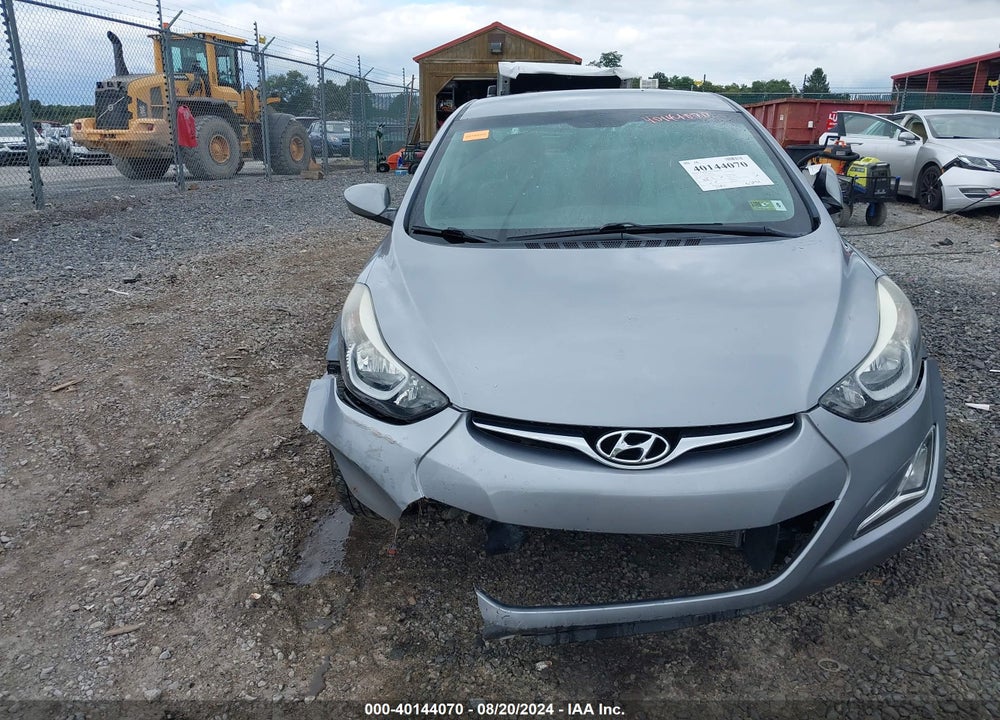2016 HYUNDAI ELANTRA SE VIN: 5NPDH4AE9GH654326