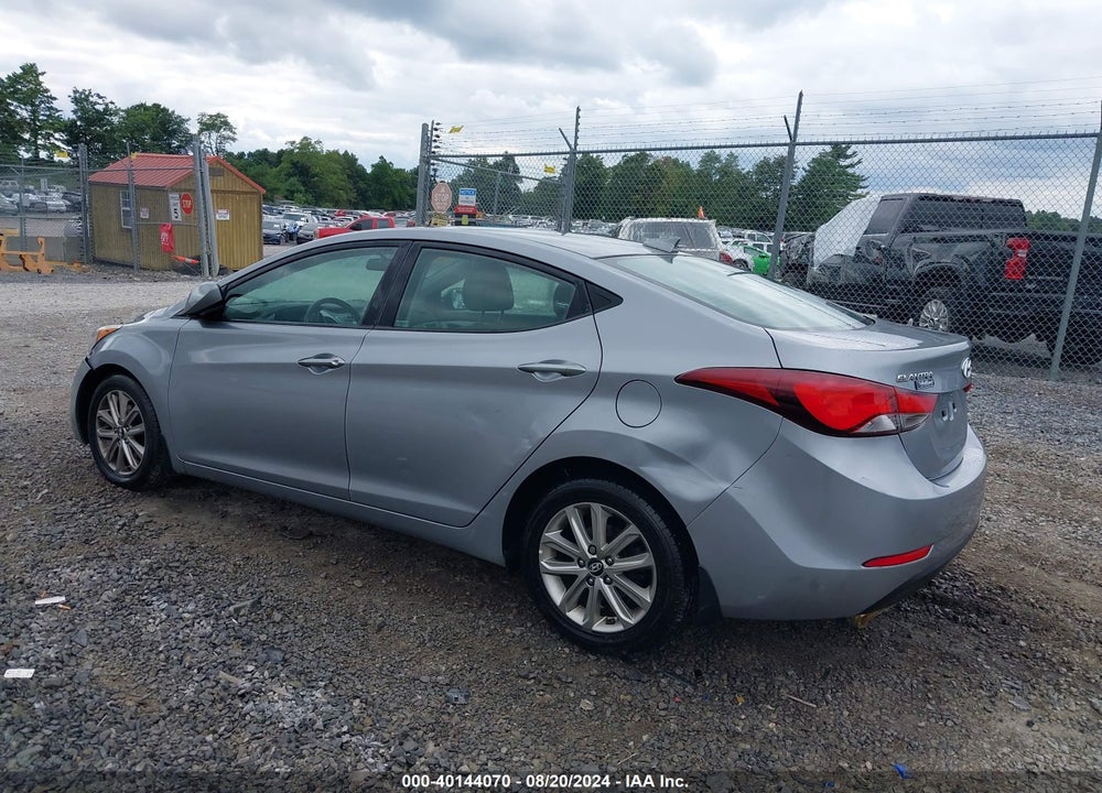2016 HYUNDAI ELANTRA SE VIN: 5NPDH4AE9GH654326