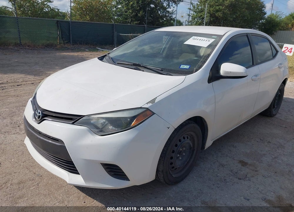 2015 TOYOTA COROLLA LE VIN: 5YFBURHE0FP256672