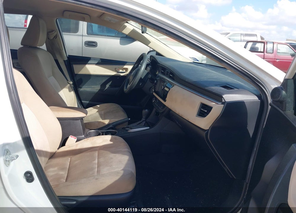 2015 TOYOTA COROLLA LE VIN: 5YFBURHE0FP256672