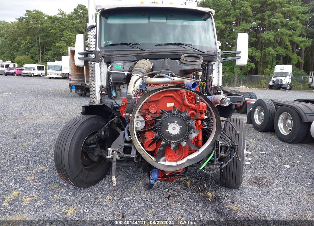 2024 KENWORTH T880 VIN: 1XKZD49X1RJ364863