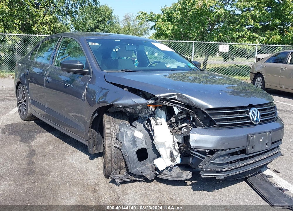 2016 VOLKSWAGEN JETTA 1.8T SPORT VIN: 3VWD17AJ1GM255744