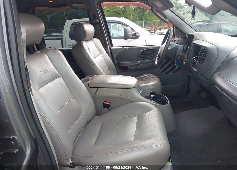 2003 FORD F-150 LARIAT/XLT VIN: 1FTRW08L33KC11688