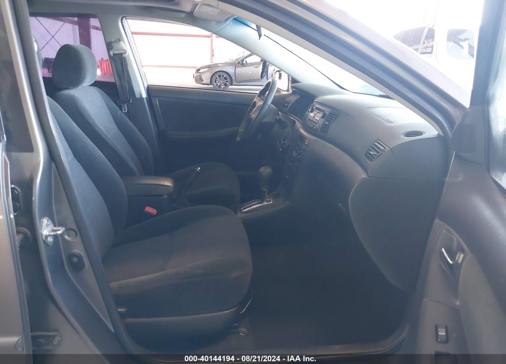 2005 TOYOTA COROLLA S VIN: 1NXBR32E55Z480136