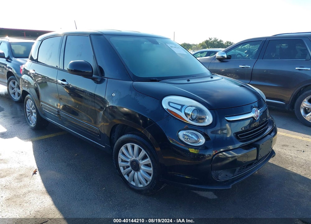 2017 FIAT 500L POP VIN: ZFBCFAAH8HZ038639