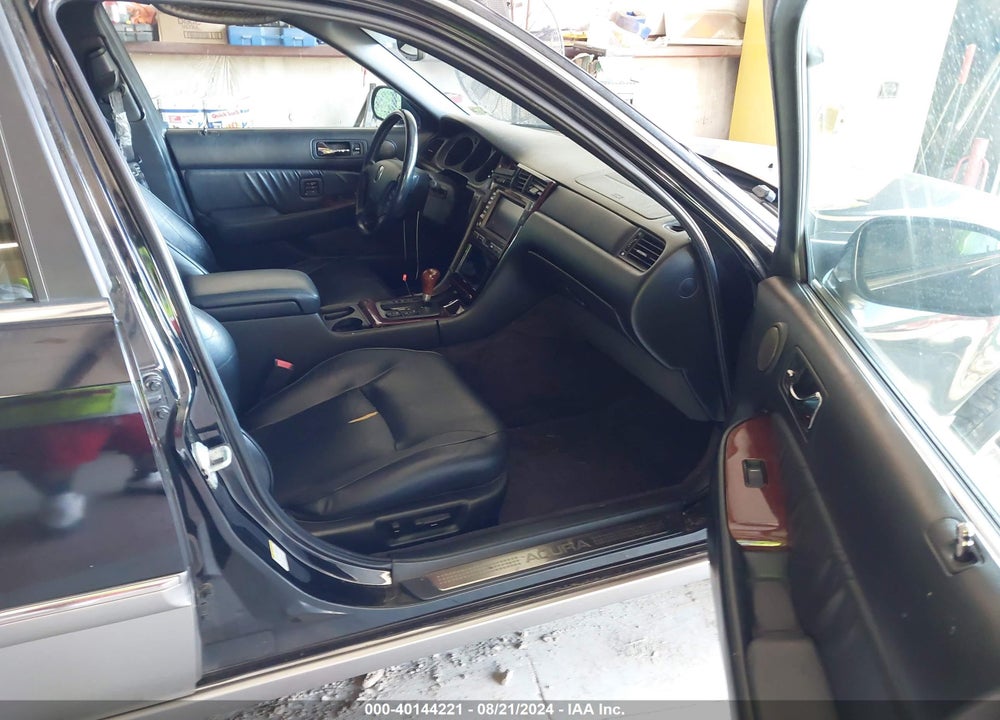 2004 ACURA RL 3.5 VIN: JH4KA96614C001179