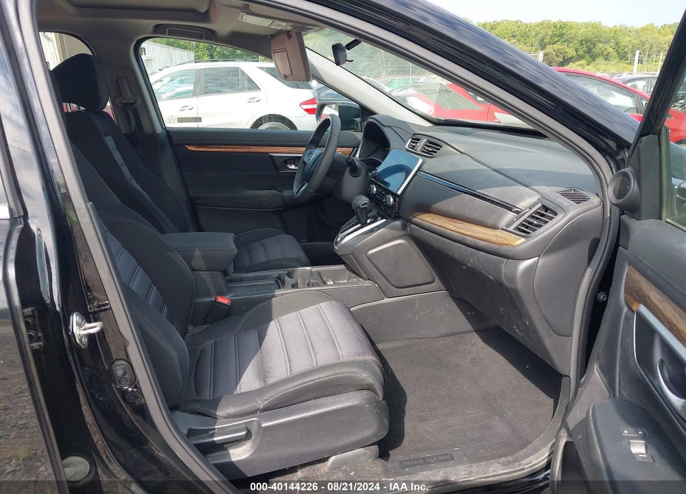 2018 HONDA CR-V EX VIN: 7FARW1H54JE028113