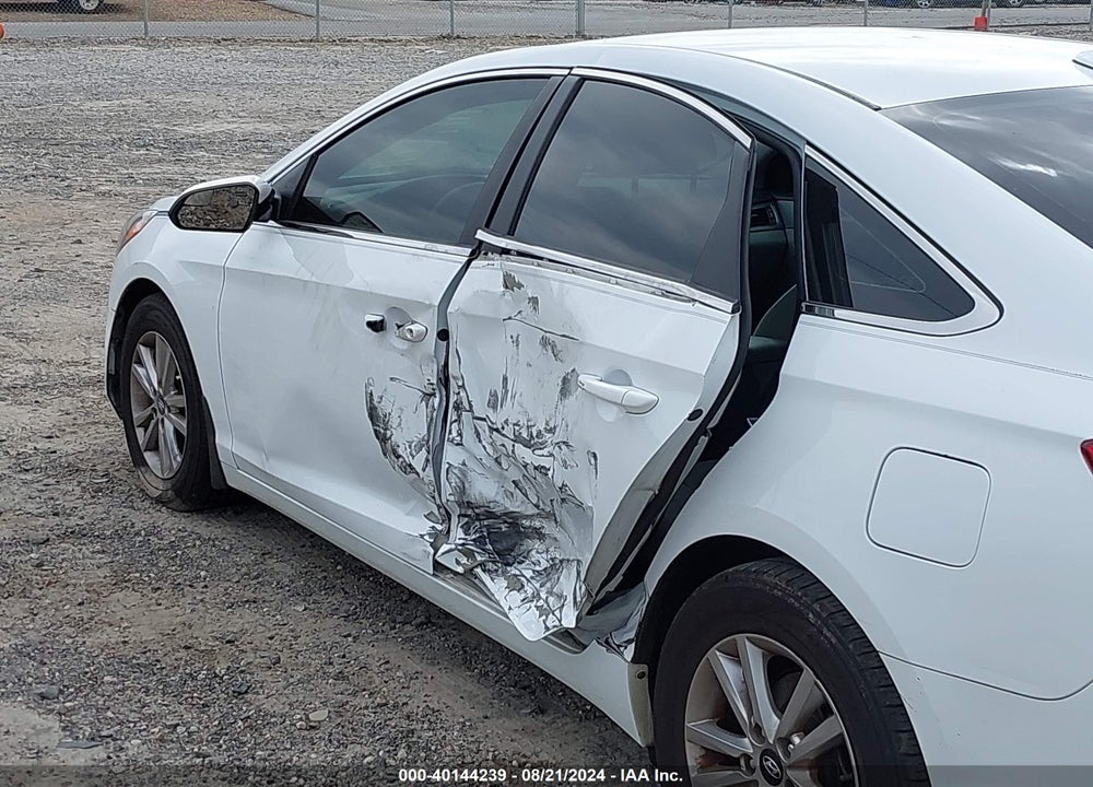 2016 HYUNDAI SONATA SE VIN: 5NPE24AF5GH390875