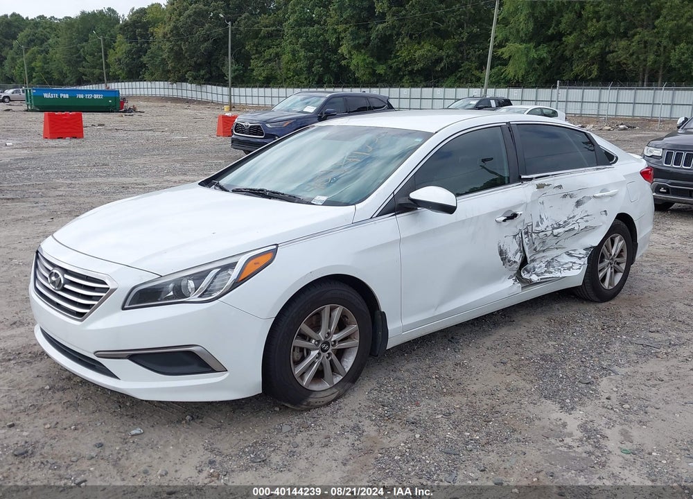 2016 HYUNDAI SONATA SE VIN: 5NPE24AF5GH390875