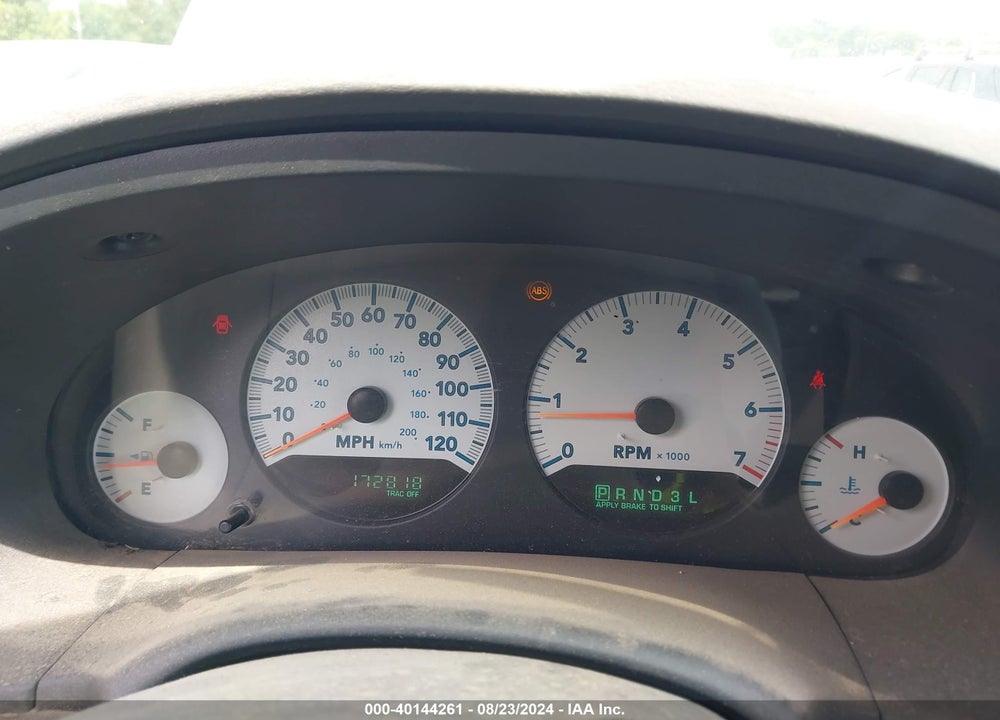 2005 DODGE GRAND CARAVAN SXT VIN: 2D4GP44L25R482668