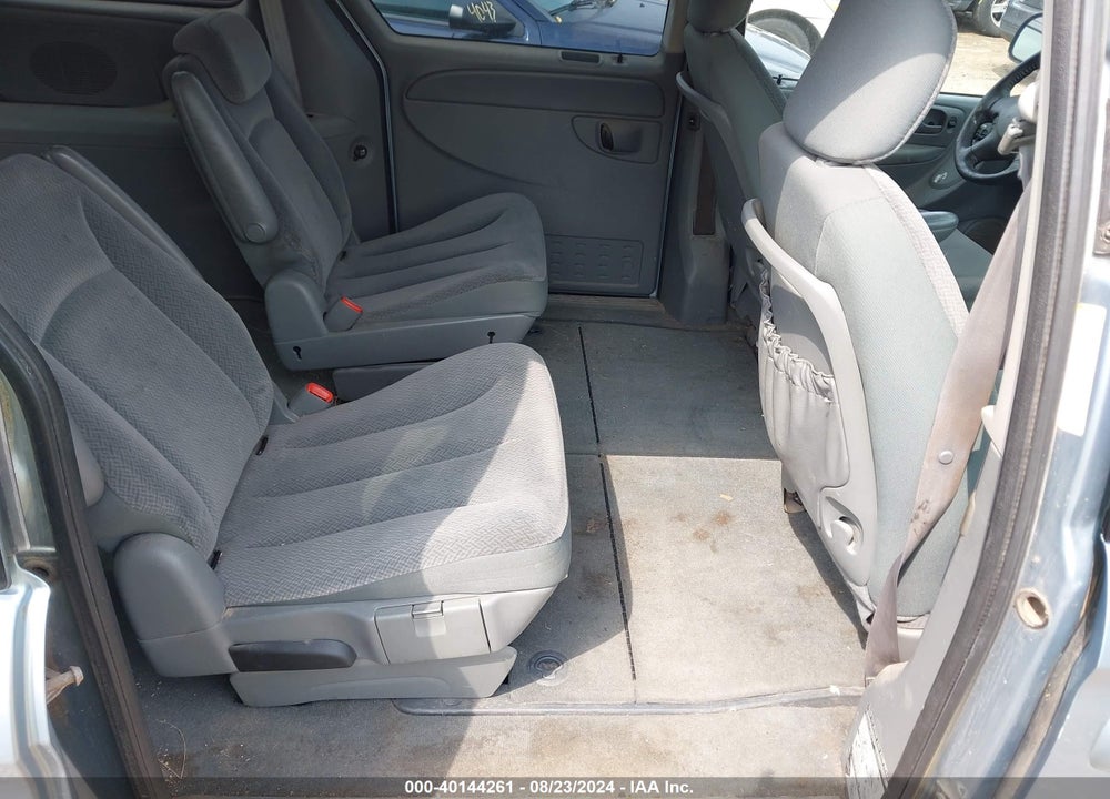 2005 DODGE GRAND CARAVAN SXT VIN: 2D4GP44L25R482668