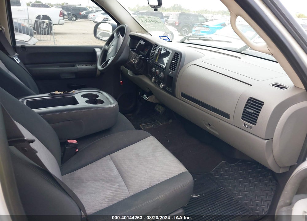 2008 GMC SIERRA 1500 SL VIN: 3GTEC13CX8G105158