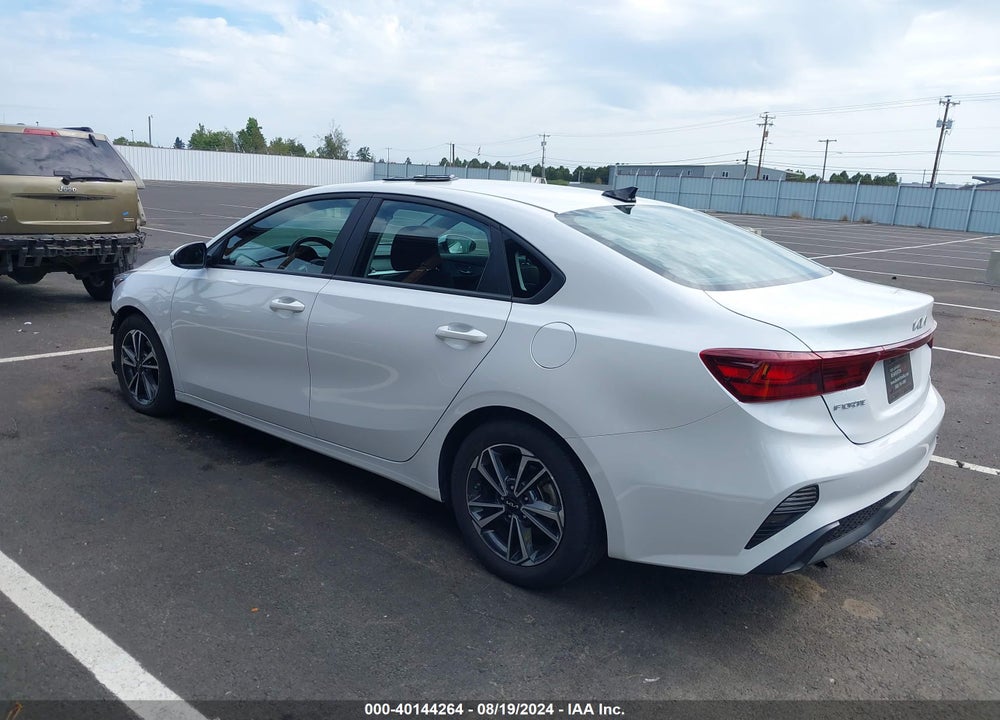 2023 KIA FORTE LXS VIN: 3KPF24AD9PE554040