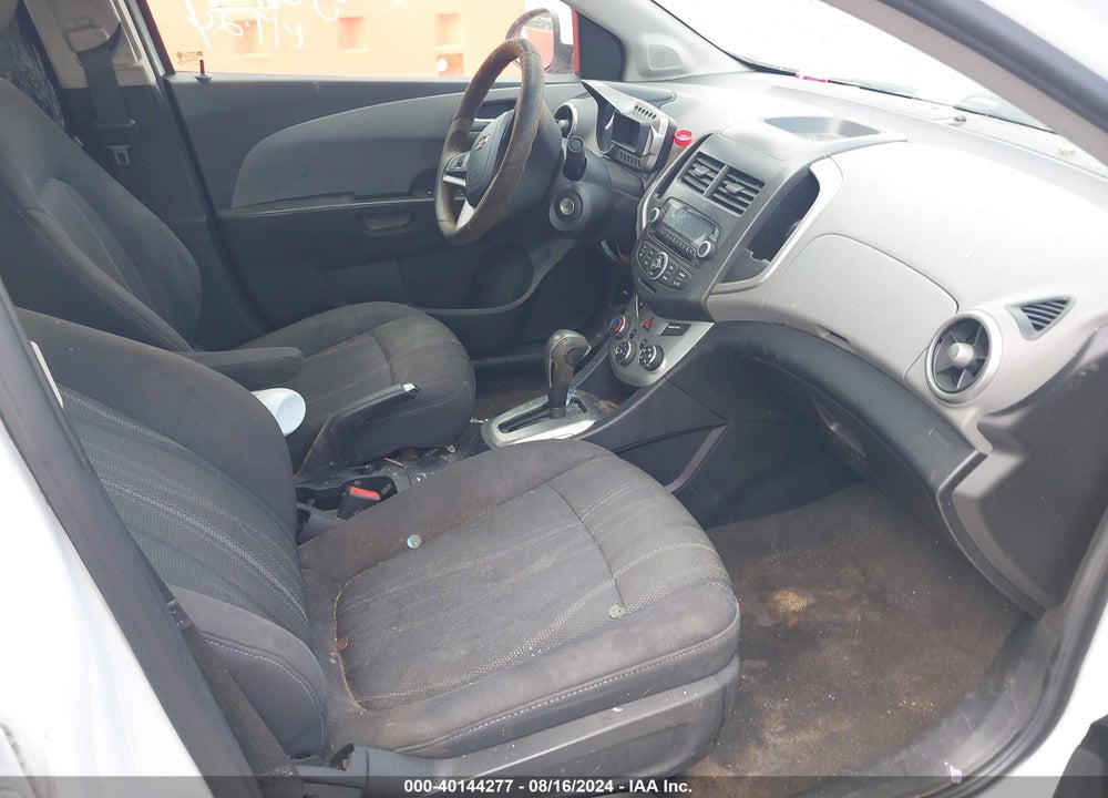 2014 CHEVROLET SONIC LT AUTO VIN: 1G1JC5SH5E4172447