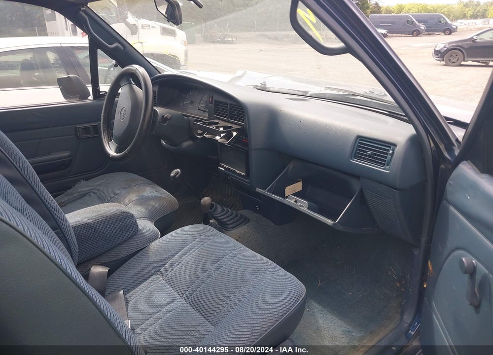 1992 TOYOTA PICKUP 1/2 TON EX LNG WHLBSE DLX VIN: JT4RN13P7N6040992