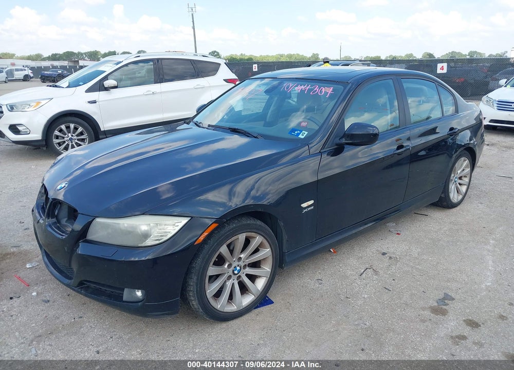 2011 BMW 328I XDRIVE VIN: WBAPK7G5XBNN77561