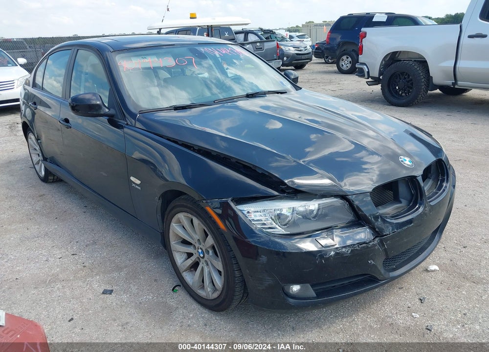 2011 BMW 328I XDRIVE VIN: WBAPK7G5XBNN77561