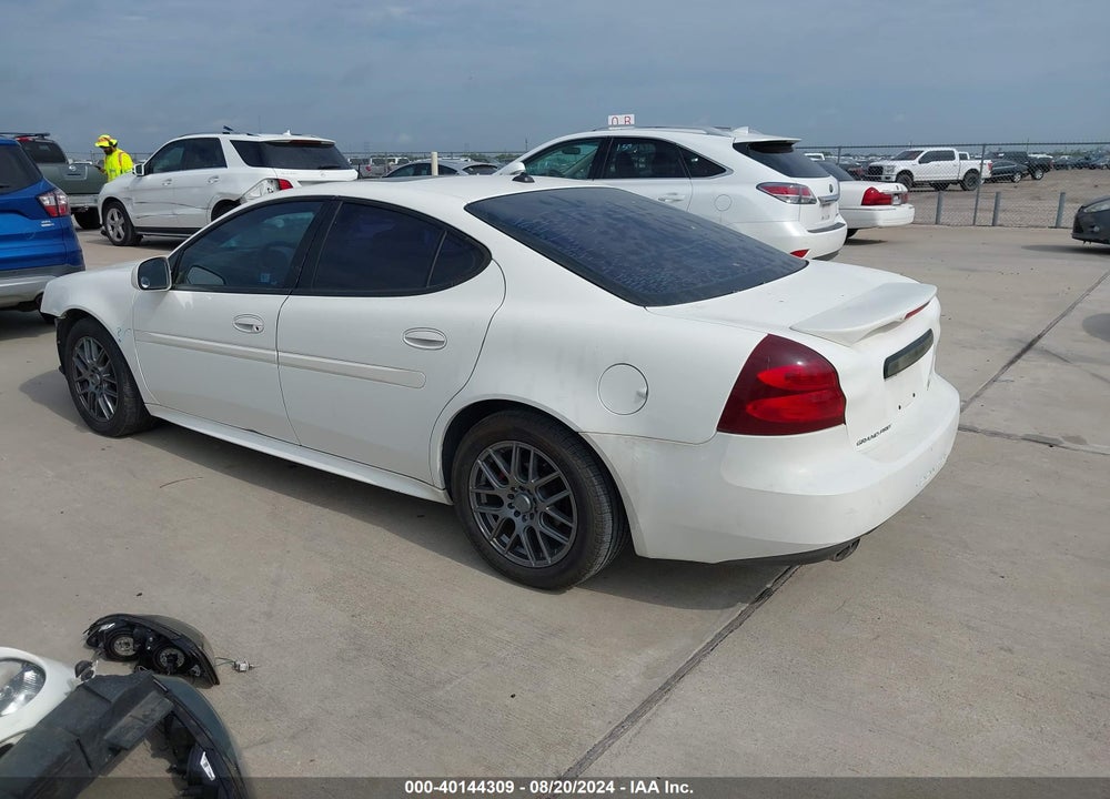 2004 PONTIAC GRAND PRIX GTP VIN: 2G2WR544541218234