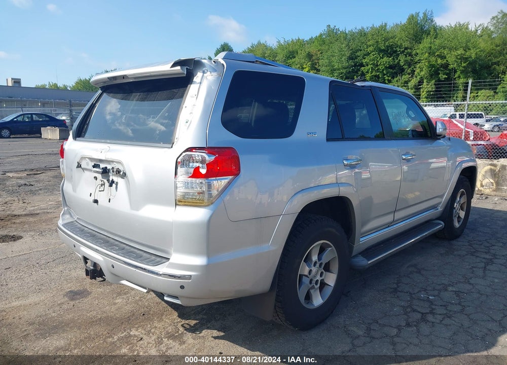 2011 TOYOTA 4RUNNER SR5 V6 VIN: JTEBU5JR0B5040975