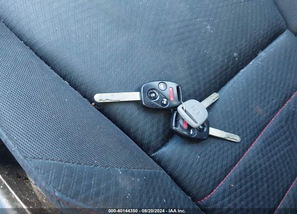 2013 HONDA CIVIC SI VIN: 2HGFB6E52DH703954