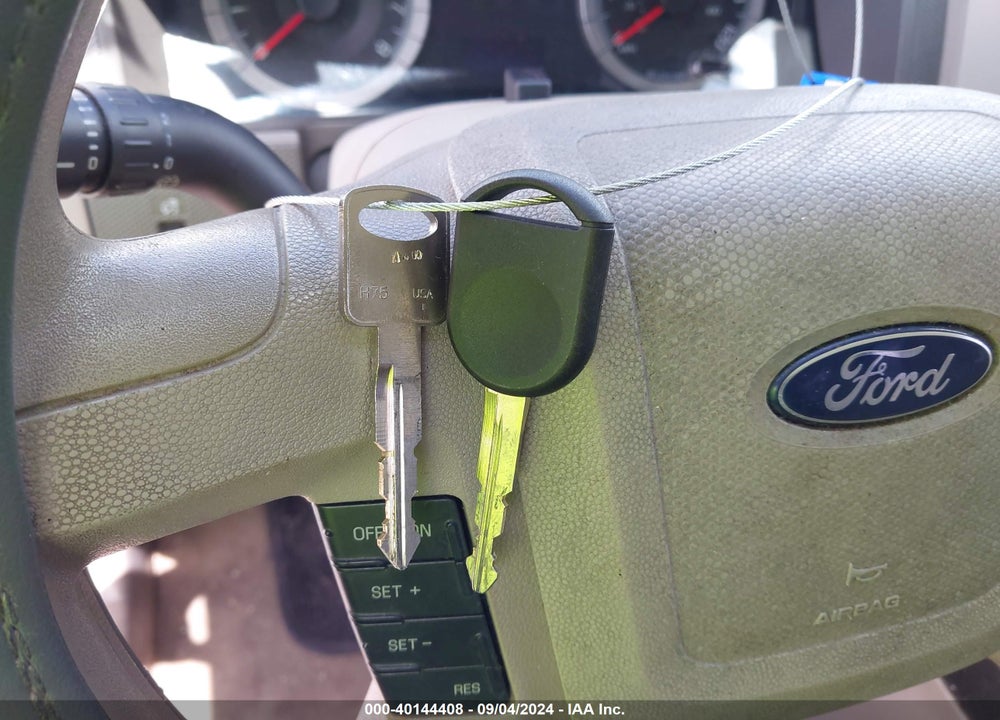 2010 FORD ESCAPE XLS VIN: 1FMCU0C73AKB03554