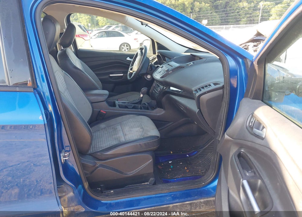 2018 FORD ESCAPE SE VIN: 1FMCU9GD8JUC01455