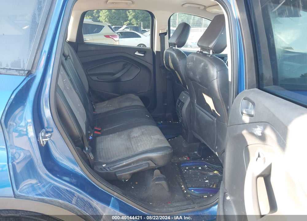 2018 FORD ESCAPE SE VIN: 1FMCU9GD8JUC01455